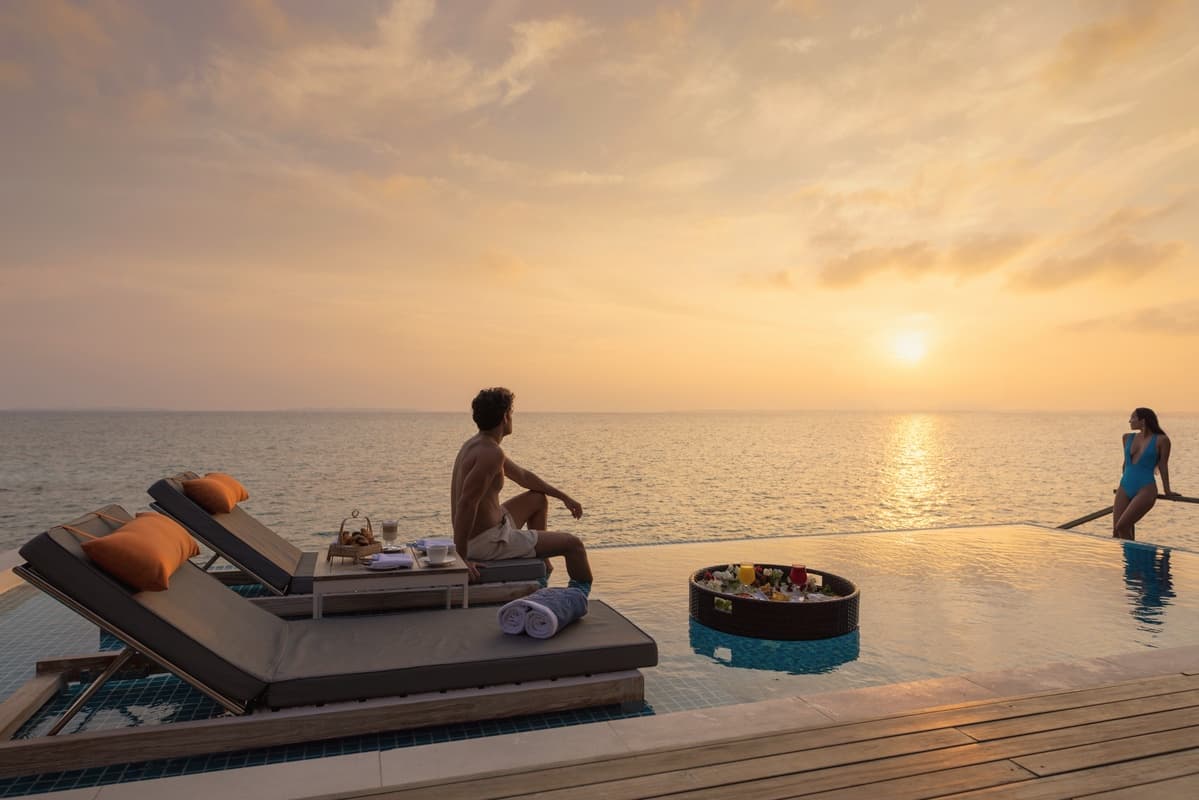 Emerald Faarufushi Resort. Raa Atoll, Maldives